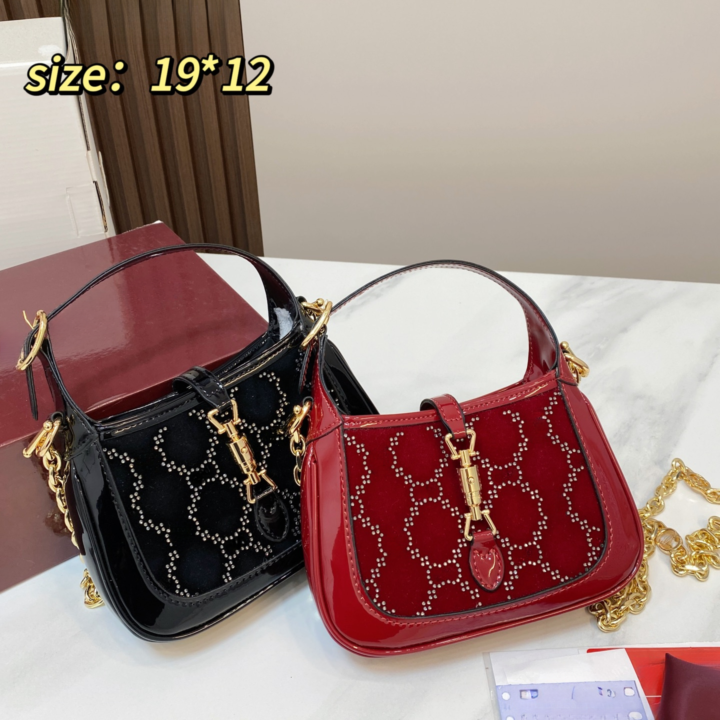 Designer Women Bag Luxury Trendy Rhinestone Chain Crescent Bag Suede Patent Leather Spliced Handbag Underarm Bag Vintage Versatile Ladies Shoulder C