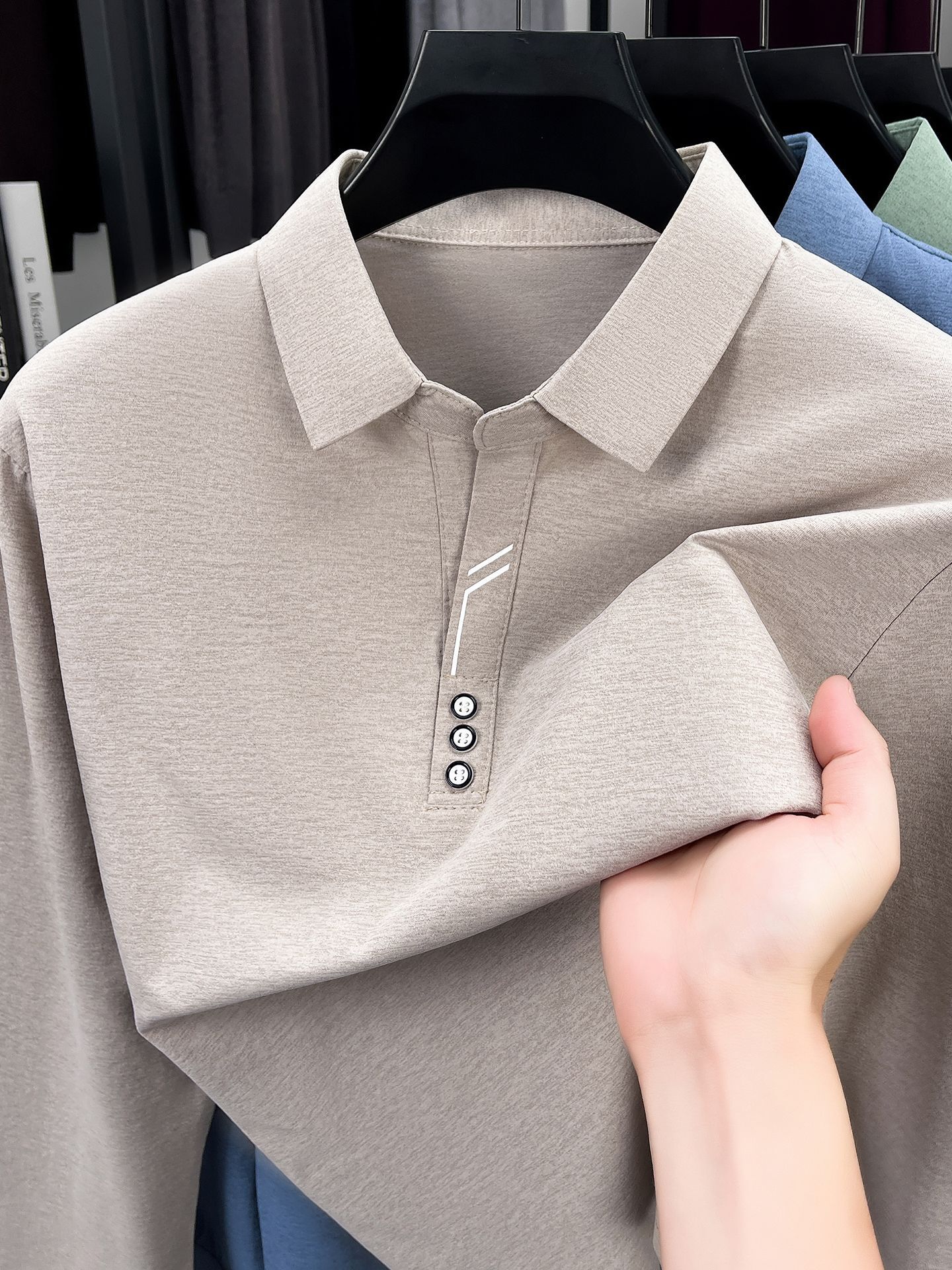 Designer fashion scissor collar long sleeve Polo men's autumn new solid color three button base shirt top f8