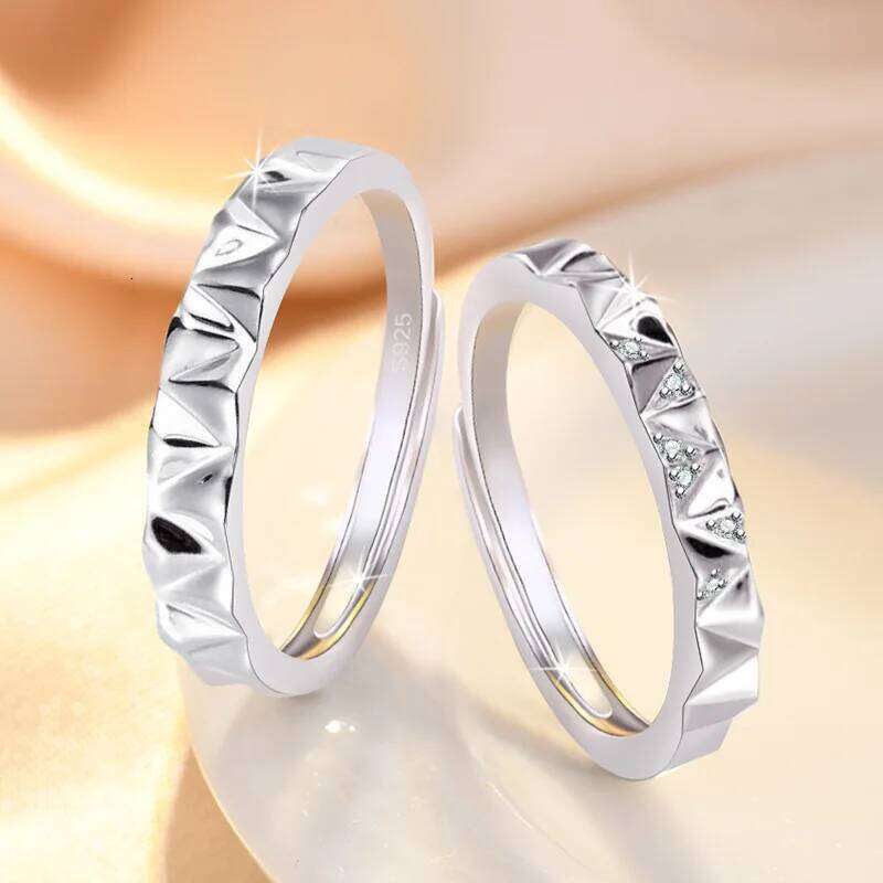 Two 925 sterling silver rings promise starry sky as a long-distance Valentine's Day gift for couples. Special couple ri H2602228-image-1095883977