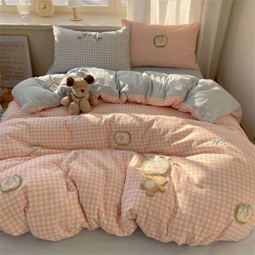 Cute Towel Embroidery Duvet Grid Soft Comforter Cover with Pillowcase Bed Sheet Four Piece Sets Decoration Bedding Set W260302-image-1096027142