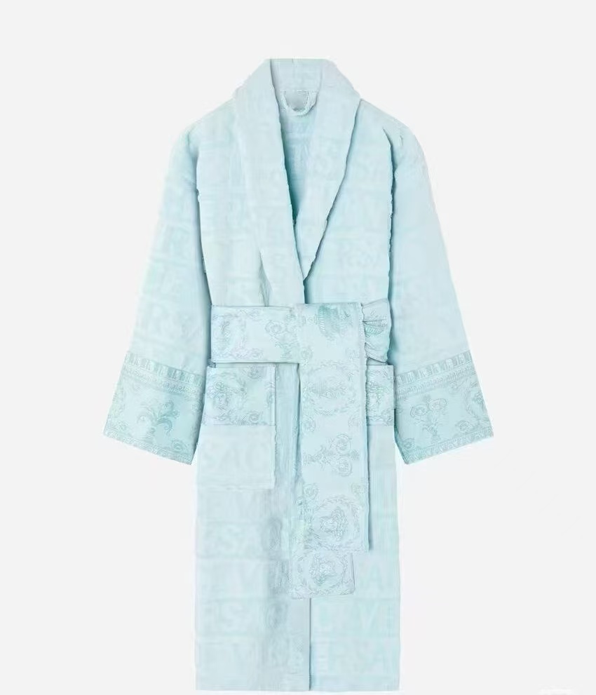 Bathrobe Designer Veet robe Baroque Fashion Pamas Mens Women Letter Jacquard Printing Barocco Print Sleeves Shawl Collar Pocket Belt 100 Cot