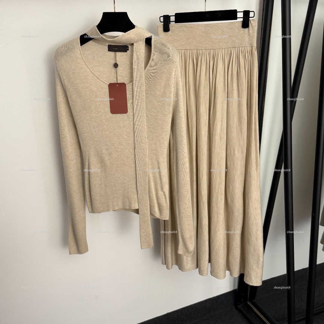 Fashion scoop women dress Summer lady dresses women designer clothes hooded knitted sweater top+pleated high waisted skirt A769X16N232