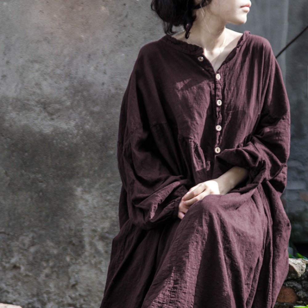 (29) Robe à manches longues de style rétro