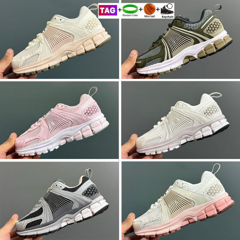 Chaussures enfants Invincible Run Vomero Marathon baskets running blanc marron noir marine gris pour jogging