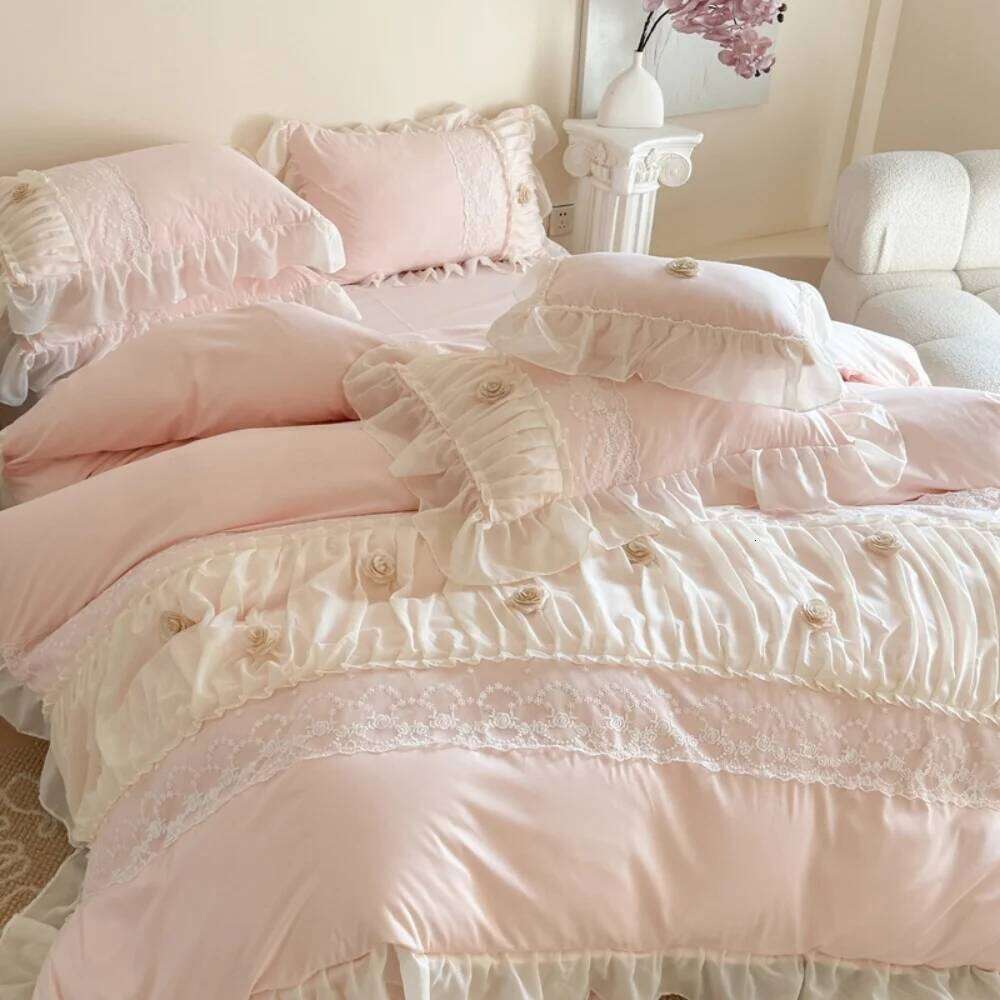 Princess Style Lace Ruffles Wedding Bedding Korean Soft Rose Flowers Four-Piece Set Duvet Cover Bed Sheet Pillowcase 4Pcs C260304-image-1096237950