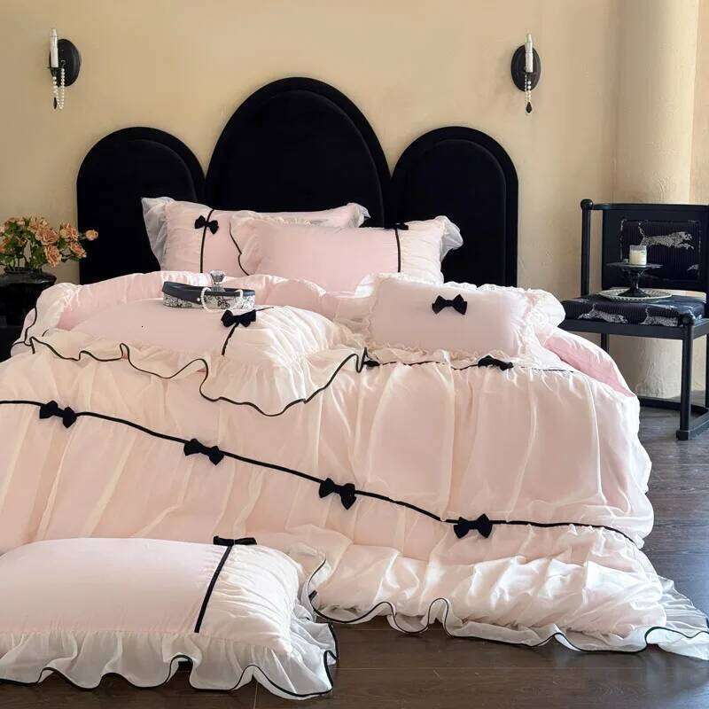 Romantic Lace Princess Black Bow Bedding Pink Korean Style Duvet/Comforter Cover Set Bed Sheet/Fitted Sheet Pillowcases 4Pcs C260304-image-1096262576