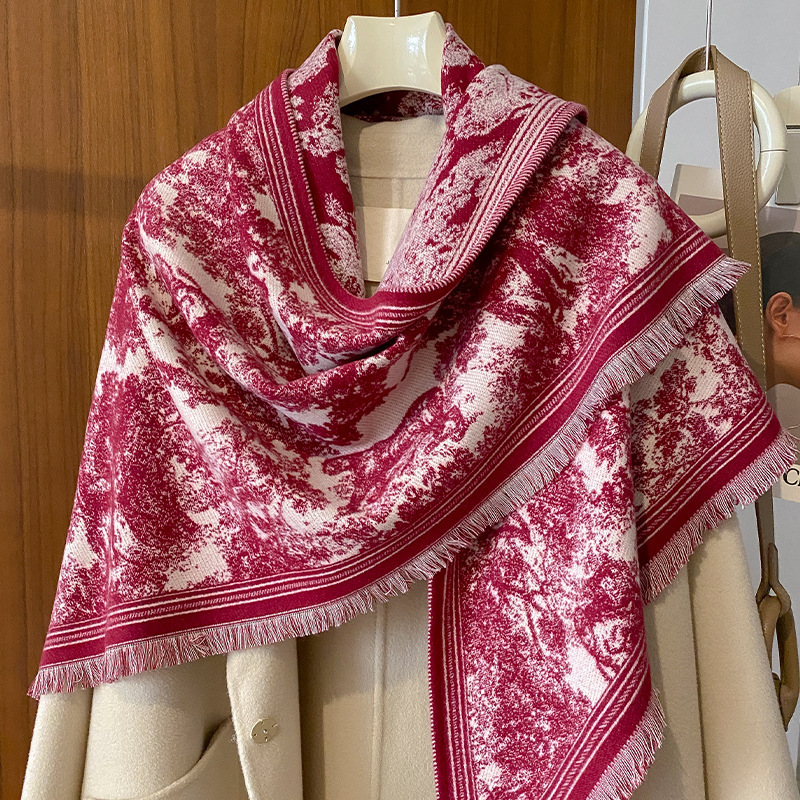 Luxury Scarf Autumn/Winter Collection New Korean Atmosphere Thickened Knitted Designer Triangle Scarf Women's Accessories Shawl Appearance