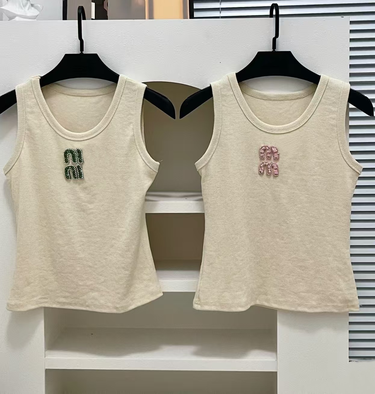 Designer tank womens tank top women crop tops vest sleeveless cotton wet tank tops fashionable knitted camisole tees