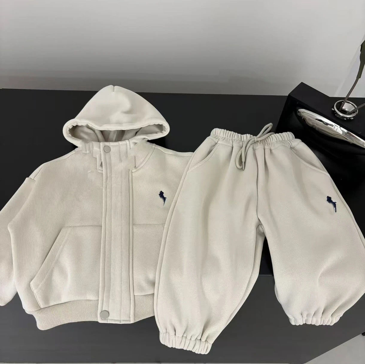 Designer New Boys' Korean Style Embroidery Zip-Up Hooded Jacket + Fleece Sweatpants 2PCS Kids Clothing Set