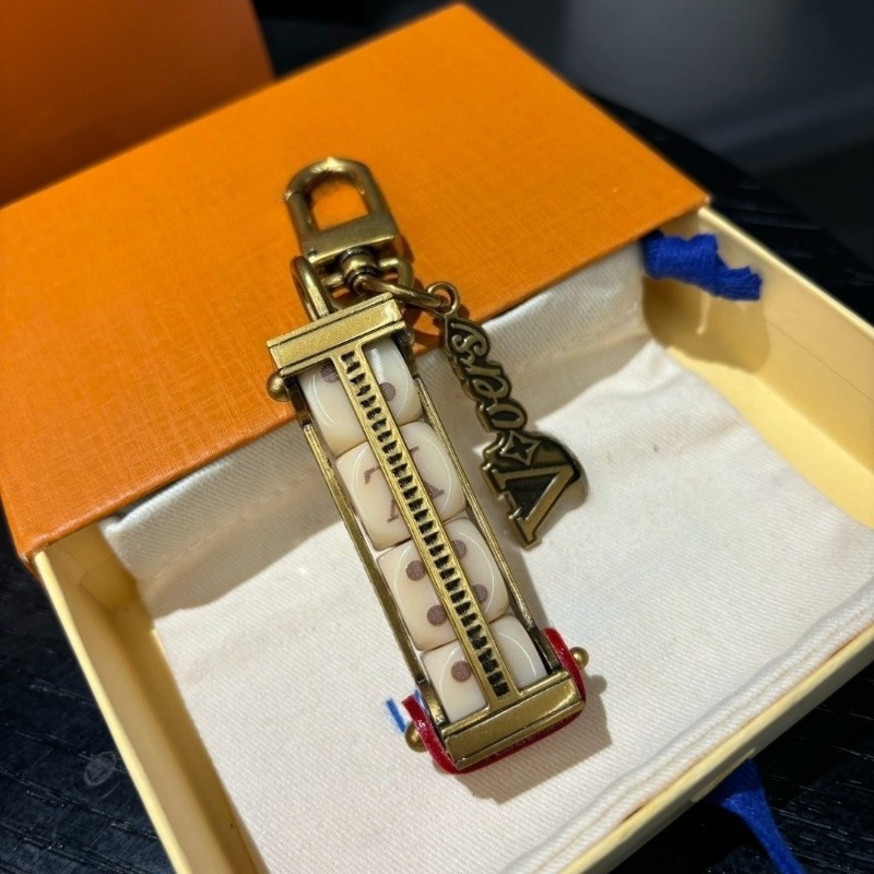 Luxury Keychain Designer Lovers Dice Bag Charm Vintage Genuine Leather Metal Car Key Chain Keyring Fashion Pendant for Women Men-image-1106257600