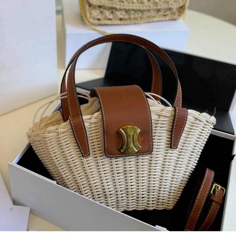 Designer Straw Tote Bag Luxury triangle handbags Summer Beach tote bags for womens weave Raffias top handle beach bag shopper weekender clutch fashi