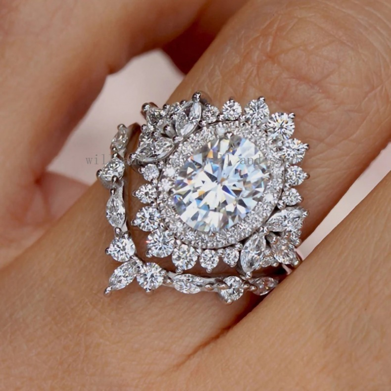 2026 New Oval Cut perfume CZ Stackable Crown Wedding Promise Ring Set For Men Women Crystal cologne Cluster Cubic Zirconia Band Rings Fine Jewelry E