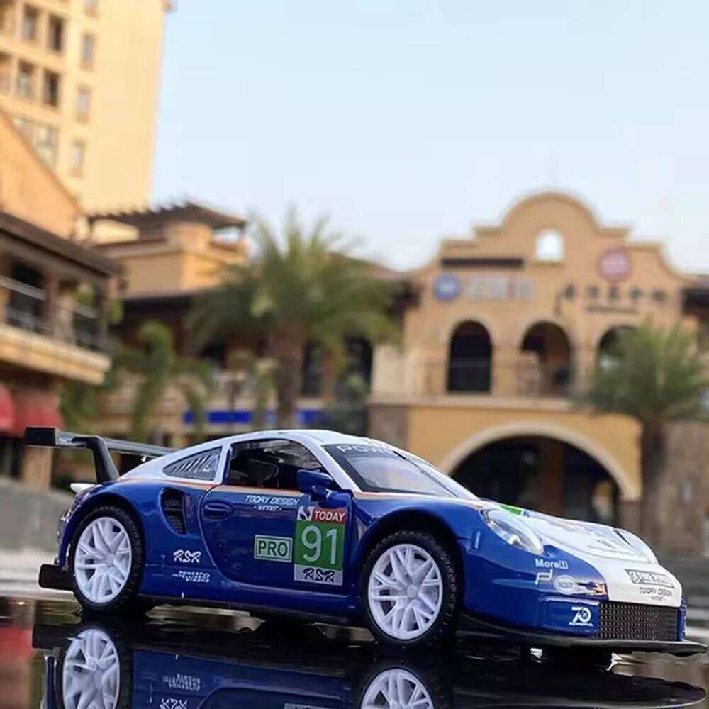 1:32 911 RSR Macan Toys Car Diecast Models Doors Opened Sound Light Pull Back Rubber Tires Miniature Sports Cars for Kids Gifts Z260307-image-1096581060