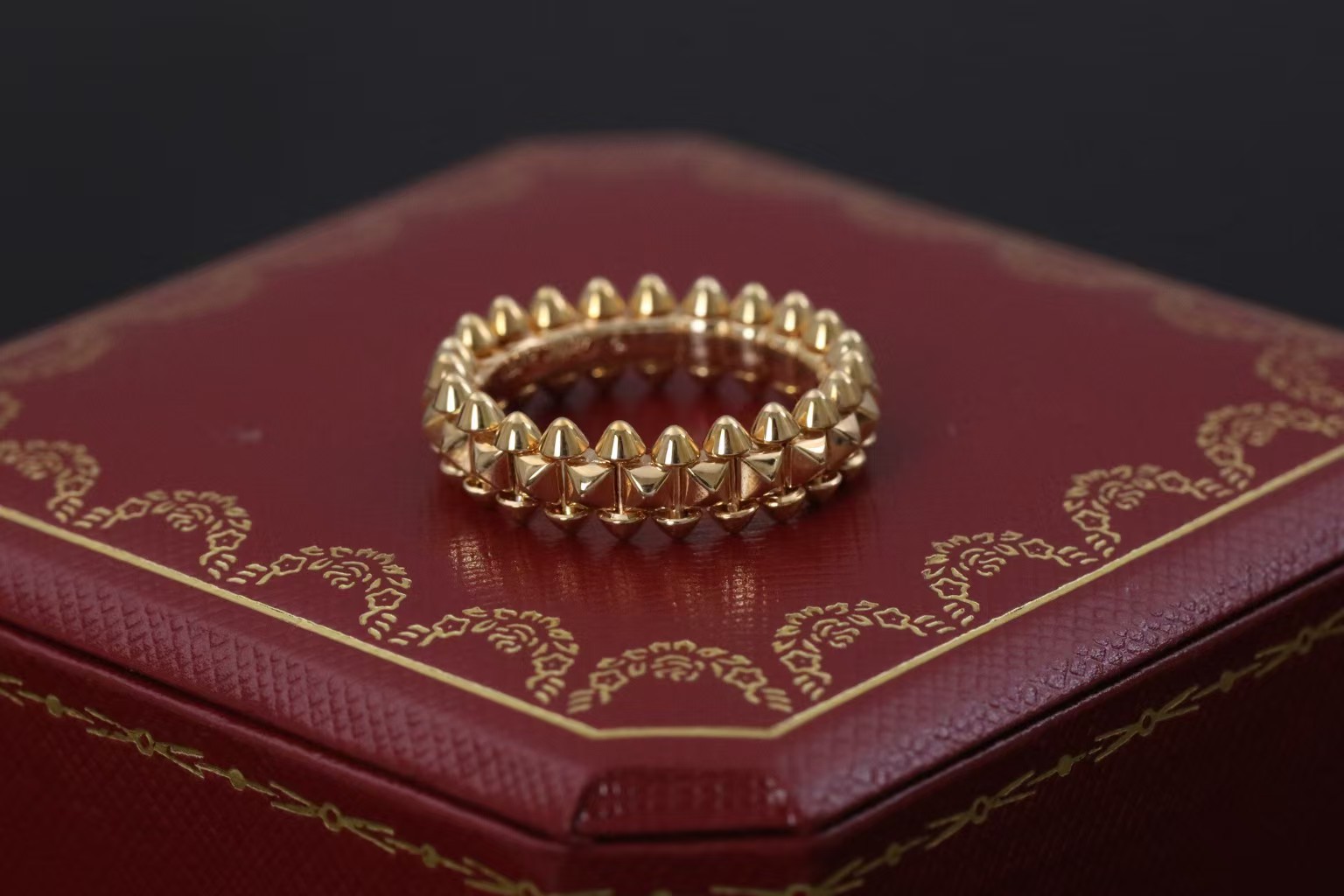 Luxury jewelry designer ring for women classic bullet shaped love ring stylish band rings Valentine Day Thanksgiving gift with box