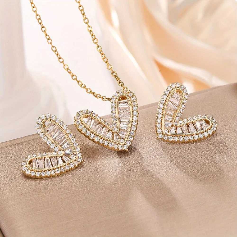 Light Luxury and High-end New Style Super Flash Confession Necklace Earrings 2-piece Set Niche Design Jewelry H260307-image-1096655049