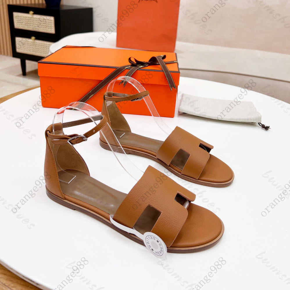 Designer santorini Sandals Women Slippers Beach Roman shoes High Quality calfskin Leather Summer Casual Sandal Size 35-42 FJAW