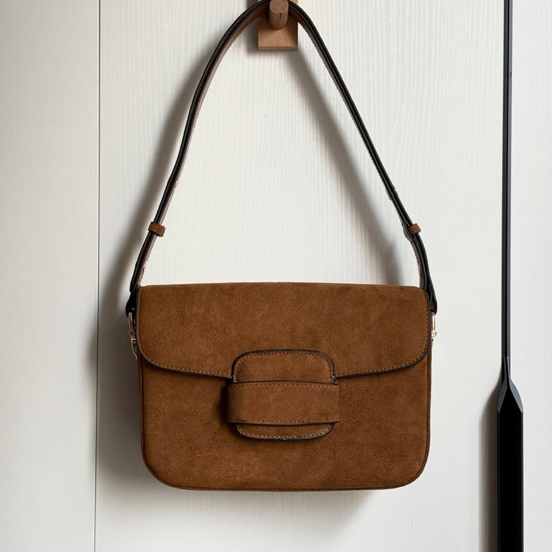 Toptrends Rétro Selle Petits Aisselles Sacs À Bandoulière Classique Designer Bandoulière Rabat Exquis Sacs À Main De Banlieue Lettre En Cuir Véri