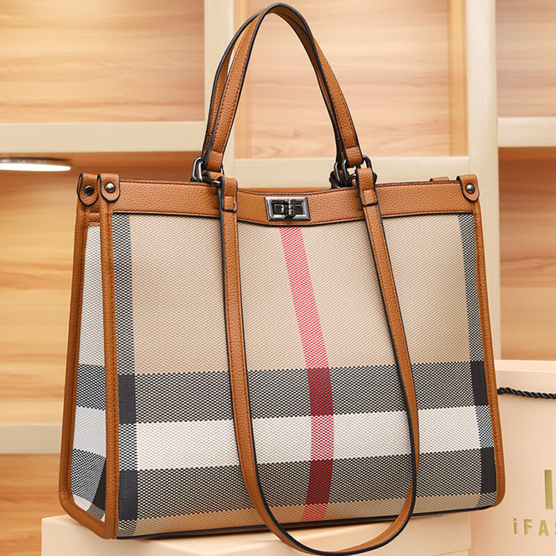 Designer Luxury Genuine Leather Plaid Handheld Tote Bag For Women 2026 New Summer Fashion Large Capacity High-end Feel Single Shoulder Commuter Bag