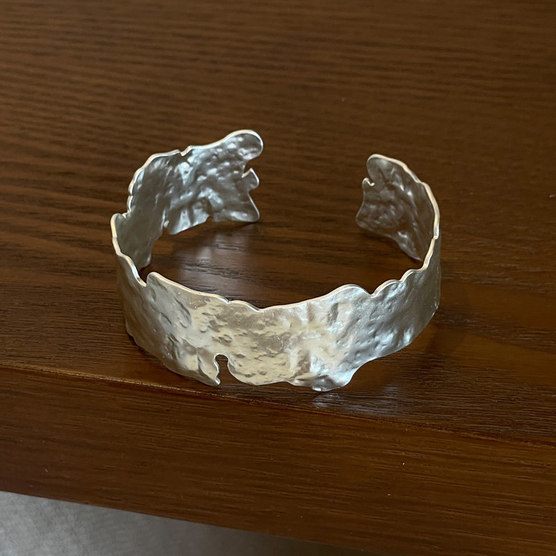 European and American cross-border pleated irregular open bangle, unique trendy stylish bracelet with a niche design for women-image-1096692821