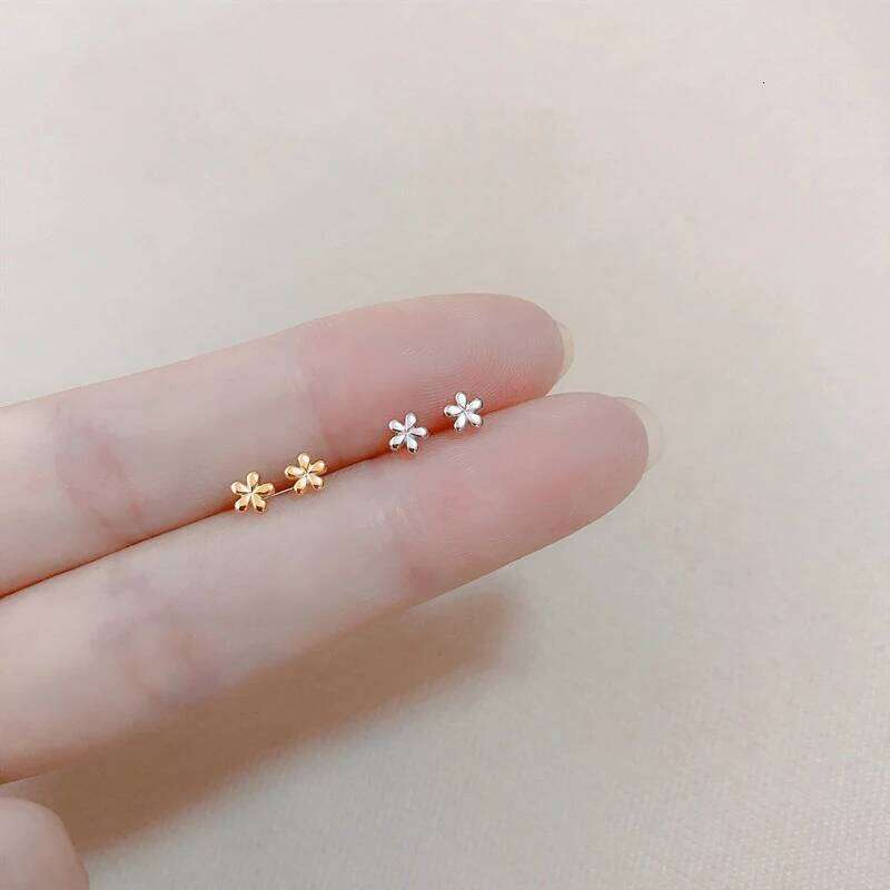 Tiny Minimalist Silver Plated Korean Mini Small Flower Stud Earrings for Women Teens Temperament Daily Wear Ear Piercing Jewelry H260309