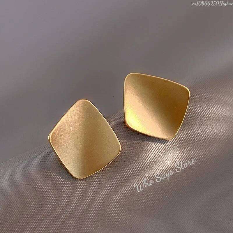 New Fashion Classic Gold Color Geometric Square Metal Hoop Earrings For Woman Korean Temperament Party Jewelry Girls Accessory H260309