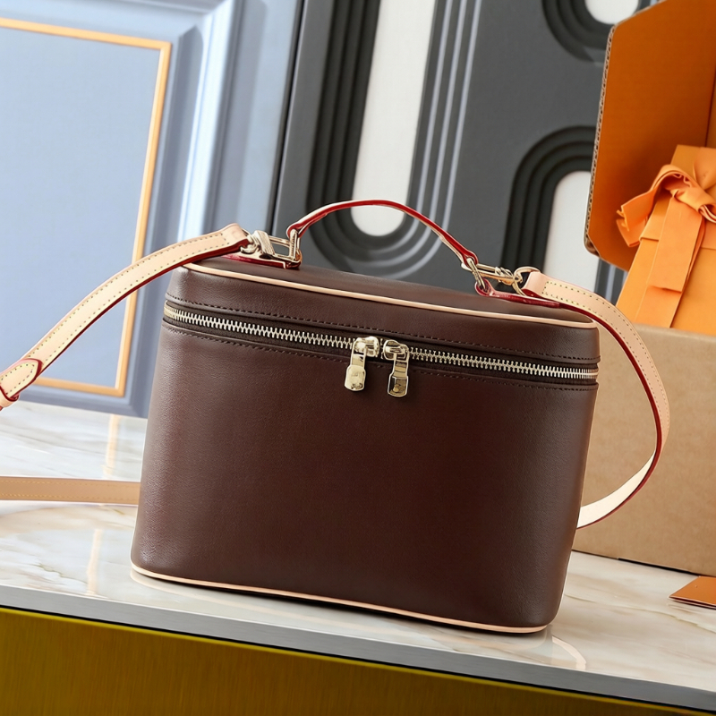 Designer Crossbody Women Handbag Totes Bags Pack Classic Letter Flower Luxury Fashion Womens Single Shoulder Casual Hand Bags Formal Leather Fashion