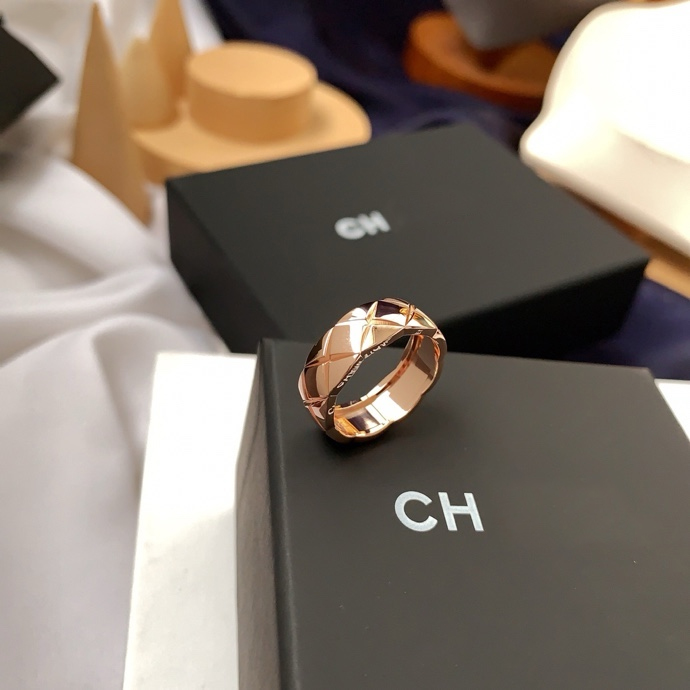 Plain Band Ring Designer Rings For Women Men Luxurious Classic Fashion No Diamonds Valentine's Day And Christmas Gifts With Boxes Very wedding
