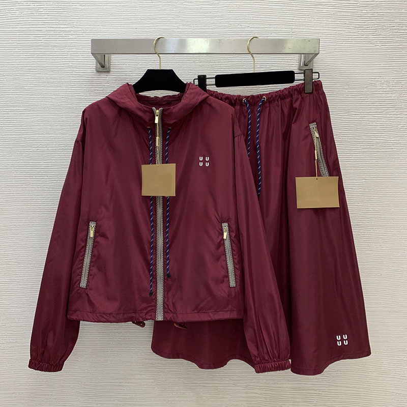 Femmes Lâche Veste À Capuche Jupes Élastiques Ensemble Designer Lettre Cordon Ourlet Manteau Taille Haute Jupe 2 Pièces Ensembles Casual Quotidie