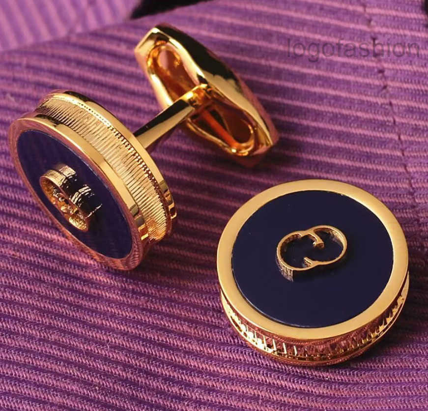 Luxurys Designers Brand Cuff link High Quality Fashion Jewelry Men Womens Classic Letters Cuff links Shirt Accessories Wedding Exquisite Gift Cuffli