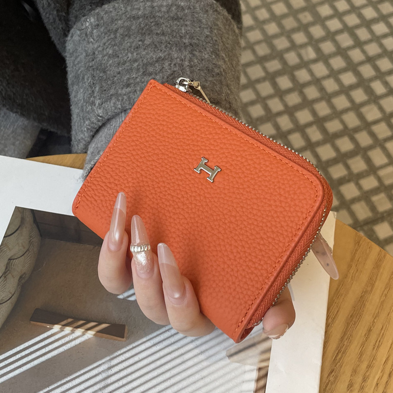 Card Holders Free shipping 2026 new leather casual short wallet with multi slot and fashionable trend designer card bag for woman D261019