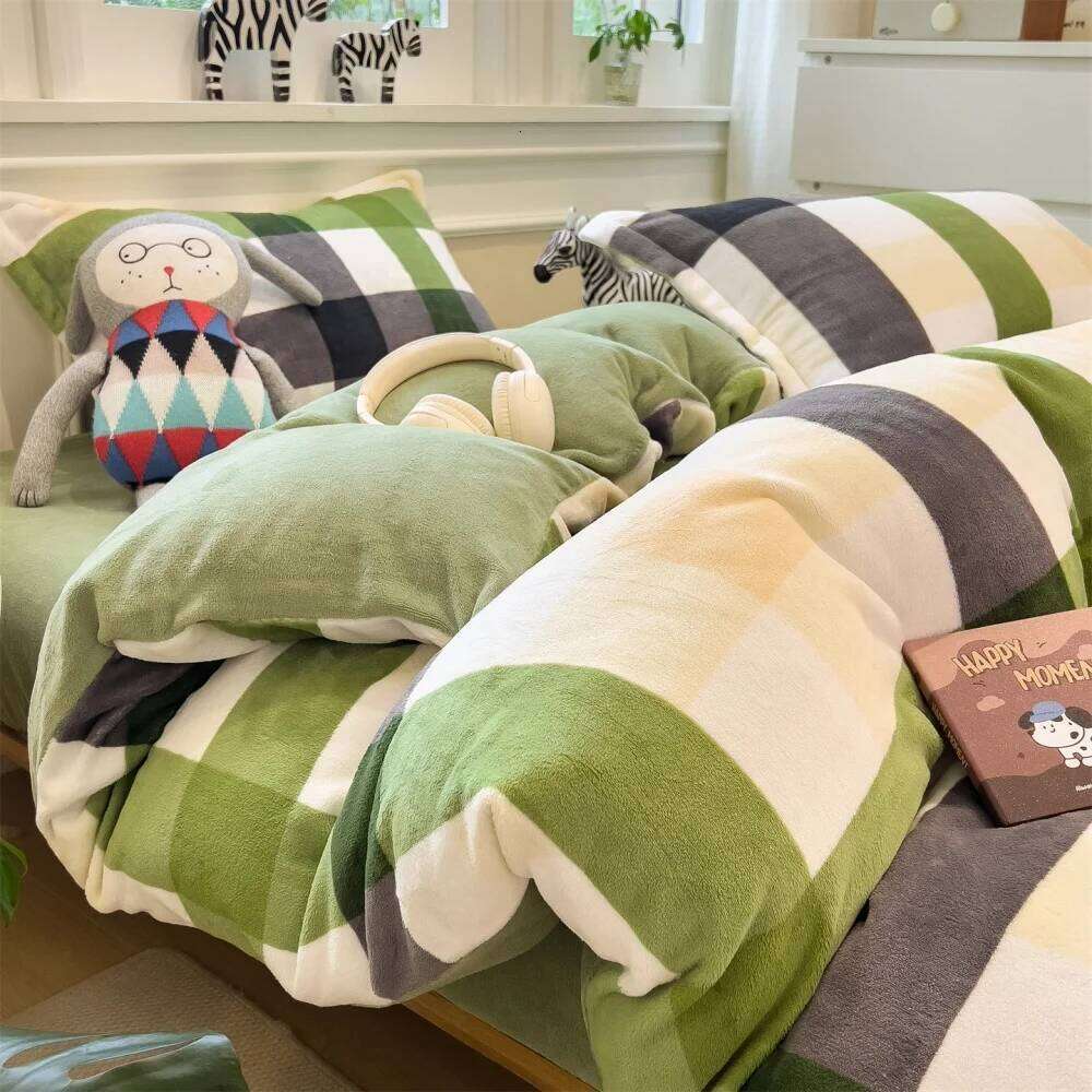 Simple Style Grid Milk Velvet Bedding Thicken Winter Warm Soft Four-Piece Set Bedroom Decor Quilt Cover Bed Sheet Pillowcase H260311-image-1097165125