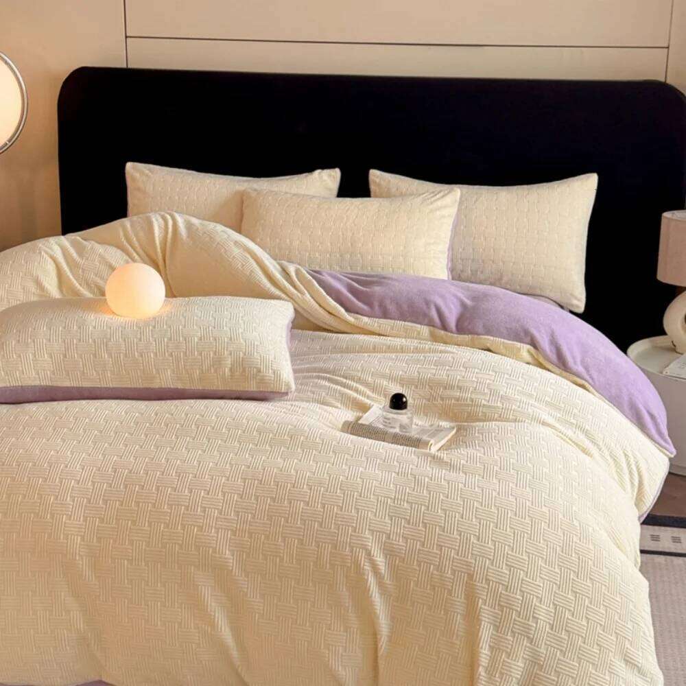 Light Carved Milk Velvet Bedding Solid Color Thicken Winter Comforter Duvet Cover Bed Sheet Pillowcase Four-Piece Set H260311-image-1097164706