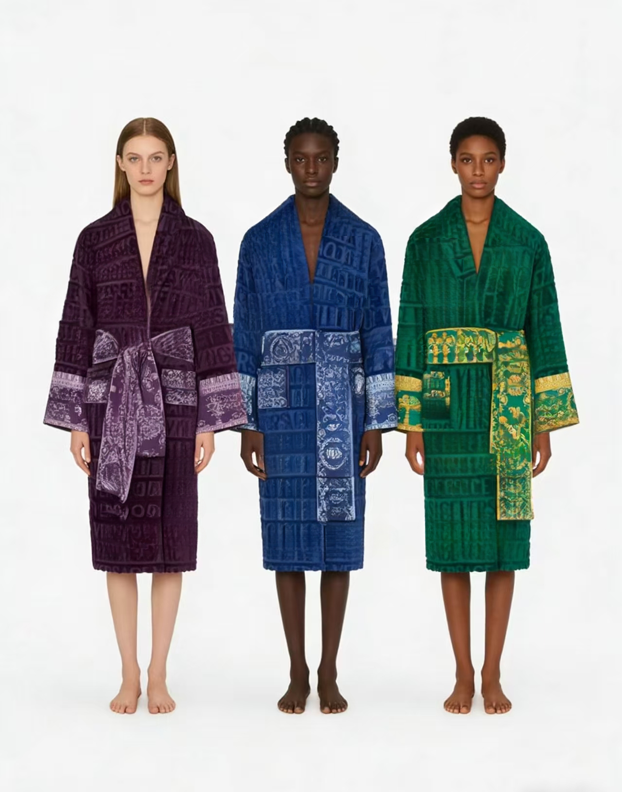 V Ersac Robe -3-Piece Bath Towel Set Pajamas Mens and Womens Shawl Collar Cotton Soft Fluffy Designer Brand Retro Bathrobe 20 Colors L260728C9EY
