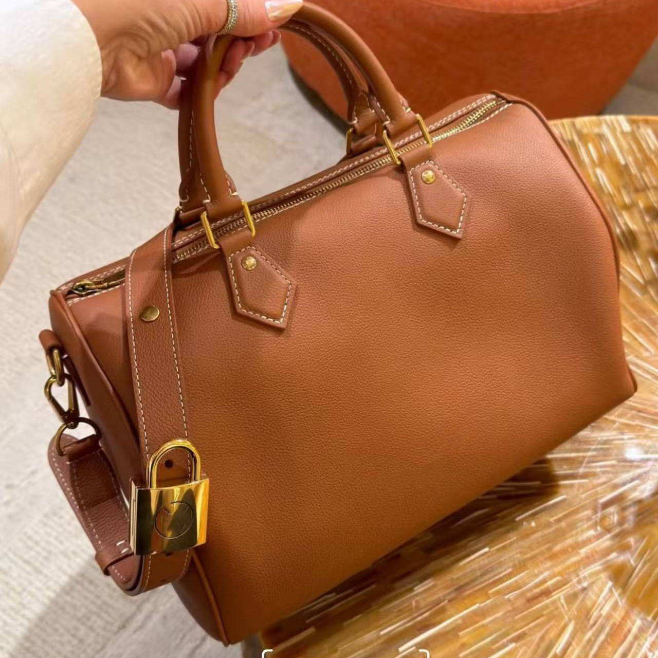 Designer Lowkey Speedybag Soft 30 Pillow Bag Woman Luxury Handbag Crossbody Bags Tote Bag Leather Padlock Shoulder Bags Travel Bag Purse High Qualit