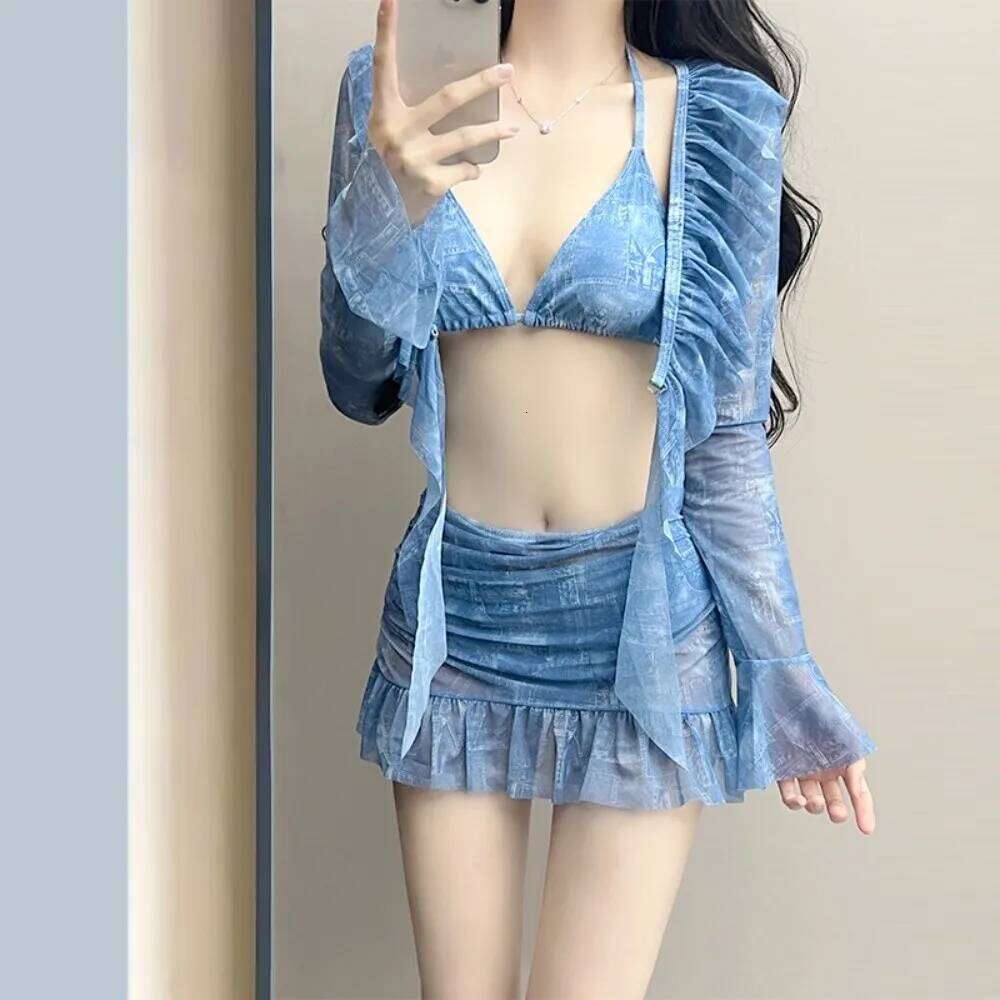 Trendy Sexy Design Halter Neck Split 4-Piece Set Slimming Fit Long Sleeve Two-Piece Bikini Swimming XJ260311-image-1097140072