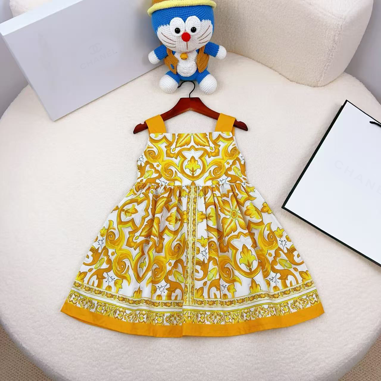 Brand Kids Girls Floral Letter Pleated Dresses Babies Designer Princess Tulle Lace Childrens Luxury Cotton Beach Dress Skirts Baby Clothes size 90-1