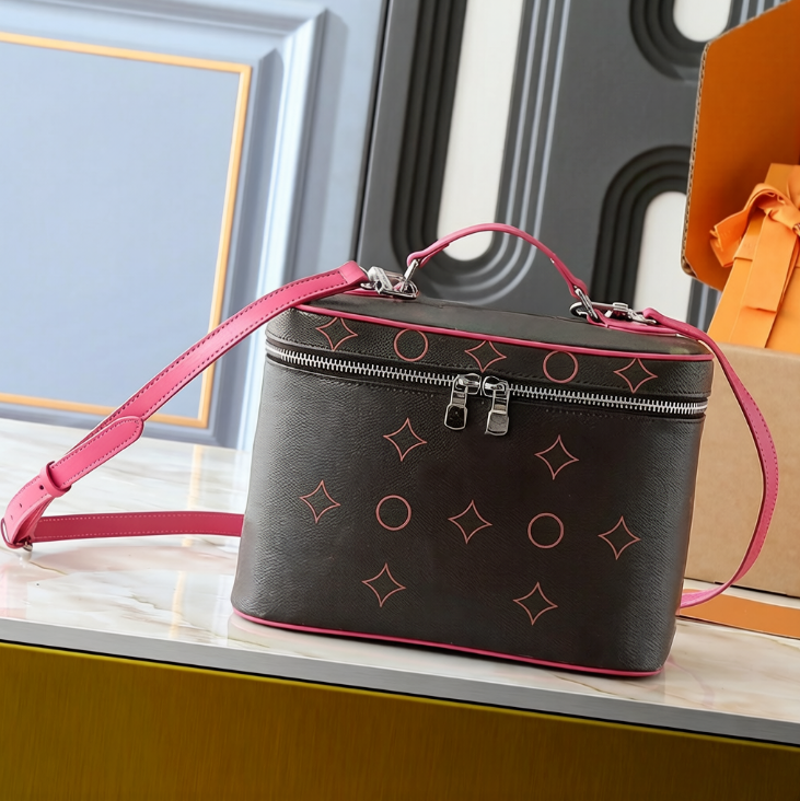 Designer Crossbody Women Handbag Totes Bags Pack Classic Letter Flower Luxury Fashion Womens Single Shoulder Casual Hand Bags Formal Leather Fashion
