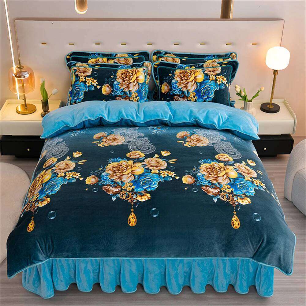 Light Milk Four-Piece Sets Winter Thickened Class A Bedding Set Warm Fleece Home Anti-static Duvet Cover Bed Sheet H260311 H260312-image-1097374252