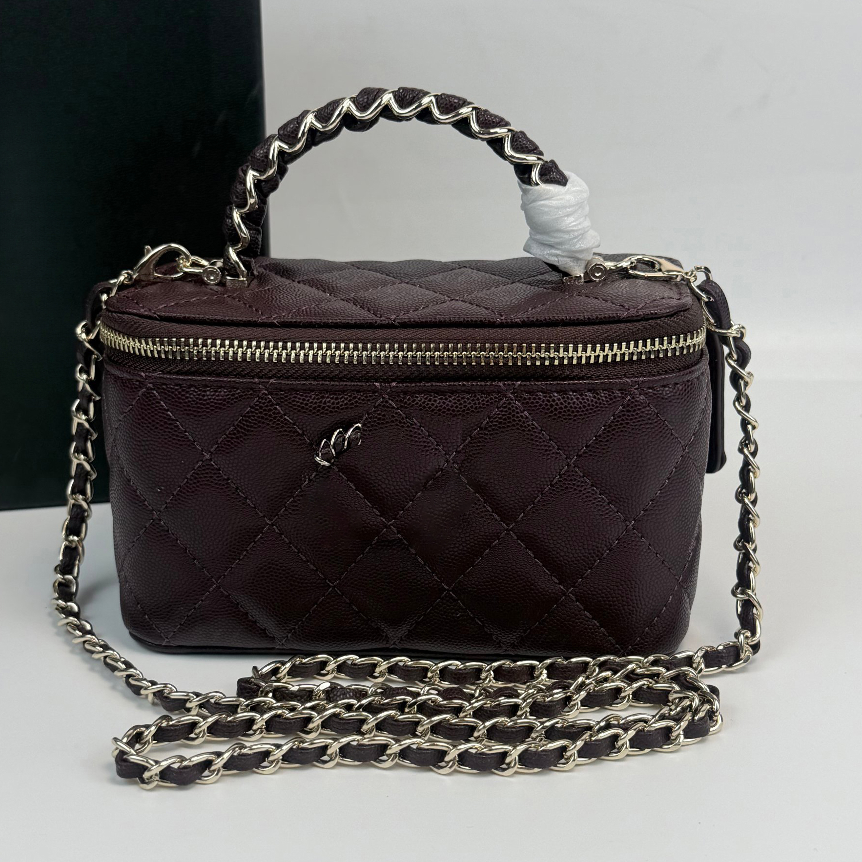 Designer Mini Square Box Bag with 5 Braided Handle Classic Diamond Quilted 1 Crossbody Bag Essential for 6 Commuting and Travel Y