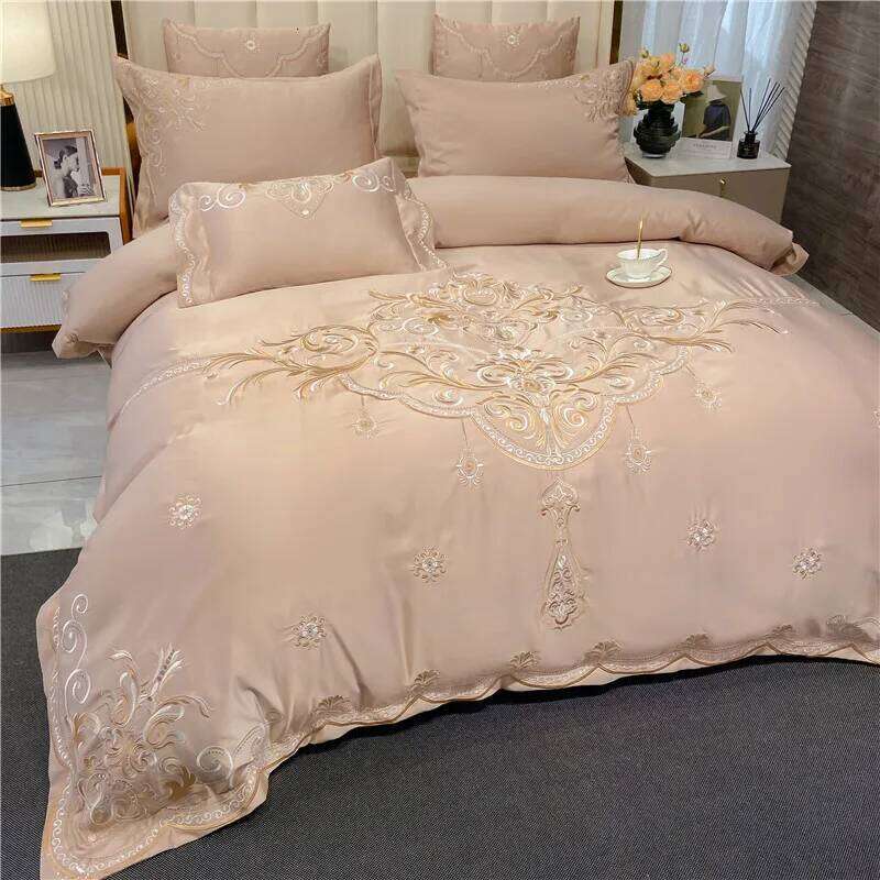 Drap de lit de Style européen quatre pièces 100% haut de gamme, housse de couette en soie glacée atmosphérique, ensemble de literie en pur coton,
