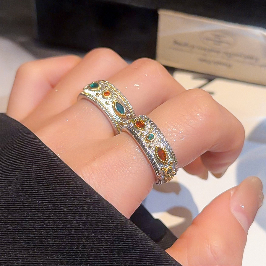 Texture brossée de pierres précieuses colorées de style chinois vintage ouverte pour les femmes, sens du design de niche de luxe léger, bague ali