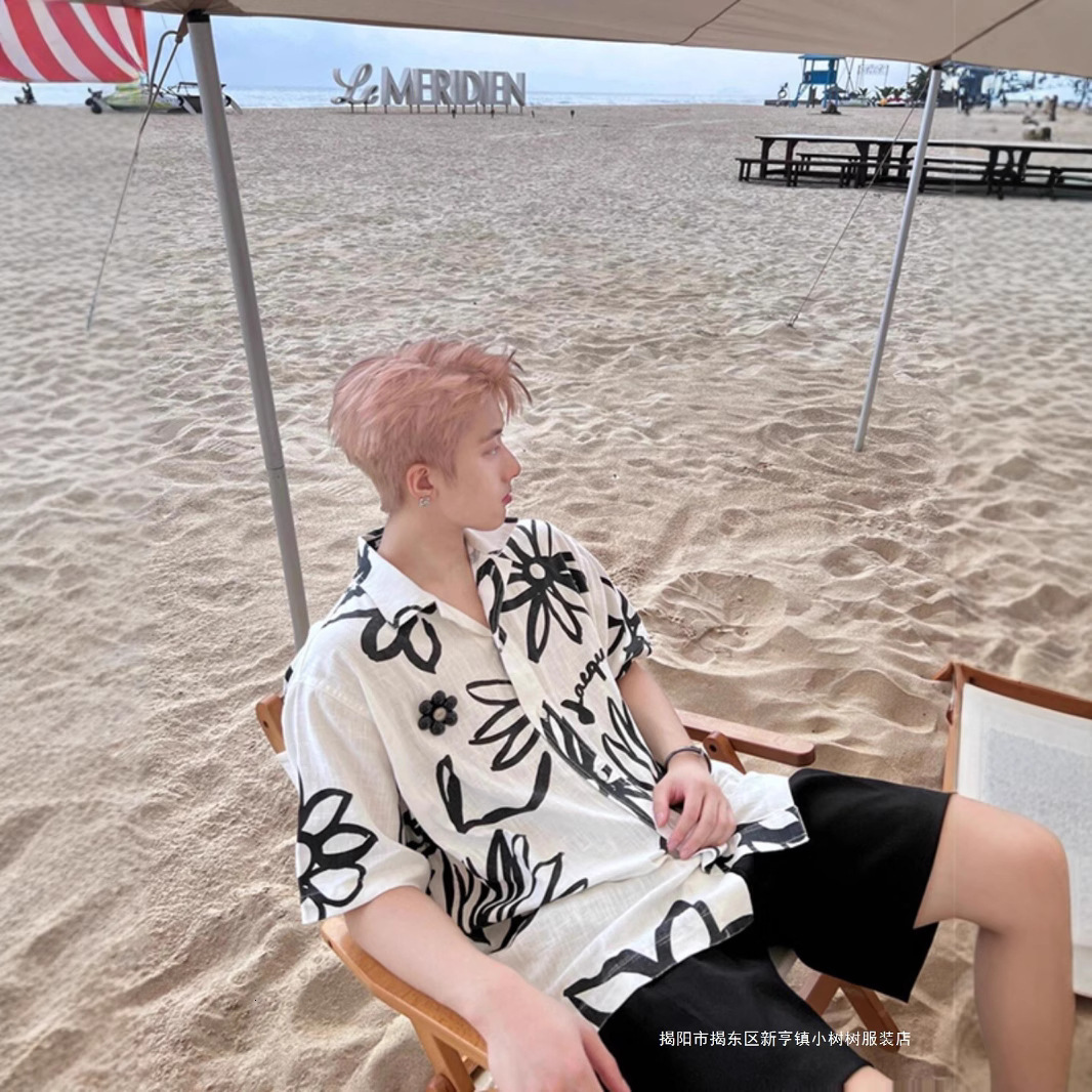 Luxury Brand Designer Clothes Vacation Cuban Collar Ice Silk Beach Floral Shirt Short Sleeve Men's Summer Thailand Sanya Outfit Island Wear