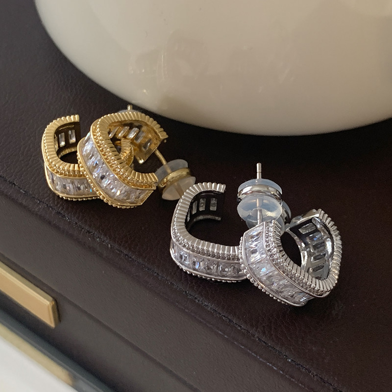 Light luxury zircon gold earrings, fashionable and elegant, minimalist cool style, unique trendy design earrings-image-1097537442
