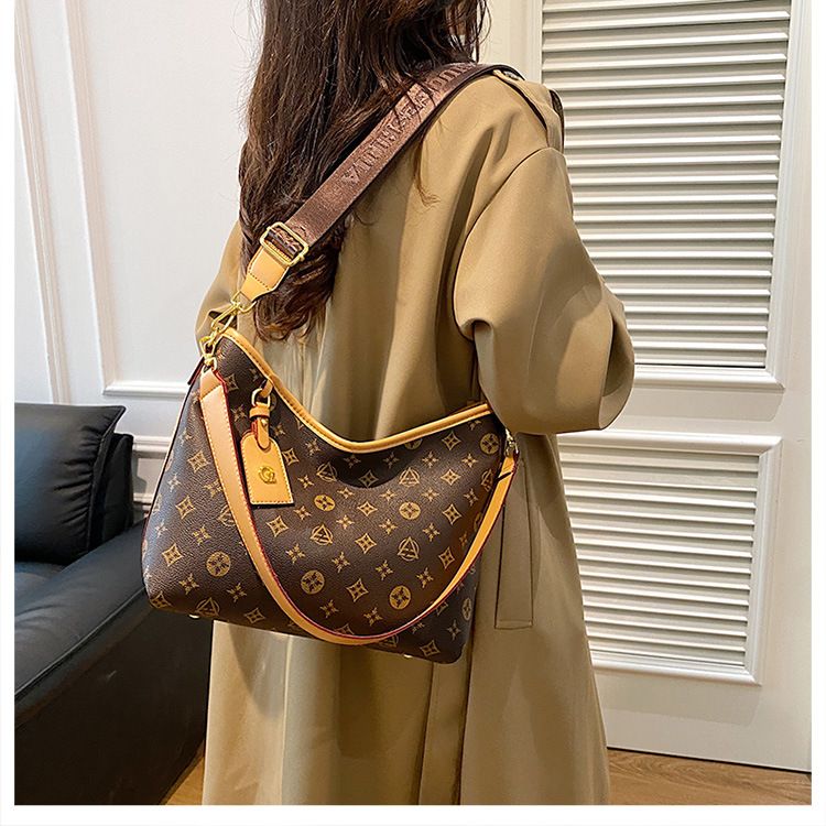 Free shipping 2025 designer Shoulder tote Bags womans ladies flap lady fashion casual handbag women crossbody Underarm totes messenger bag