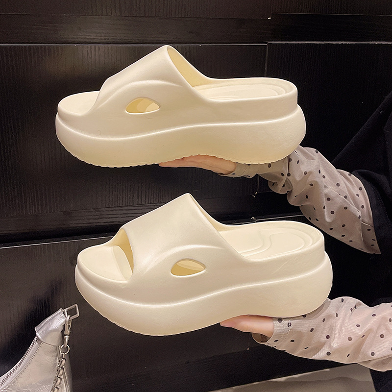 S50 Lightweight Elegance : des chaussures plates tendance adaptées aux femmes, idéales par temps chaud