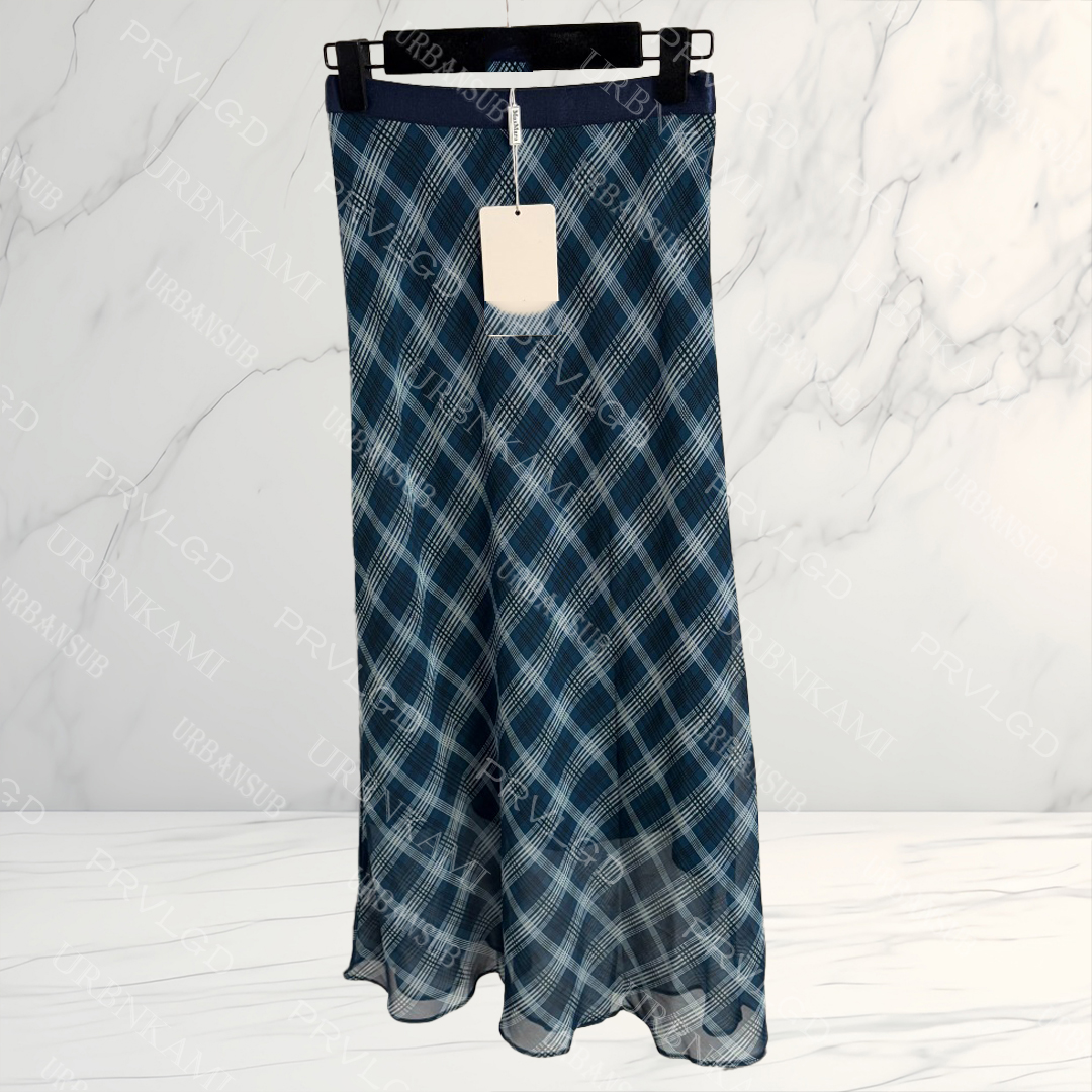 Pantalon décontracté chic à carreaux jusqu'aux genoux pour femme