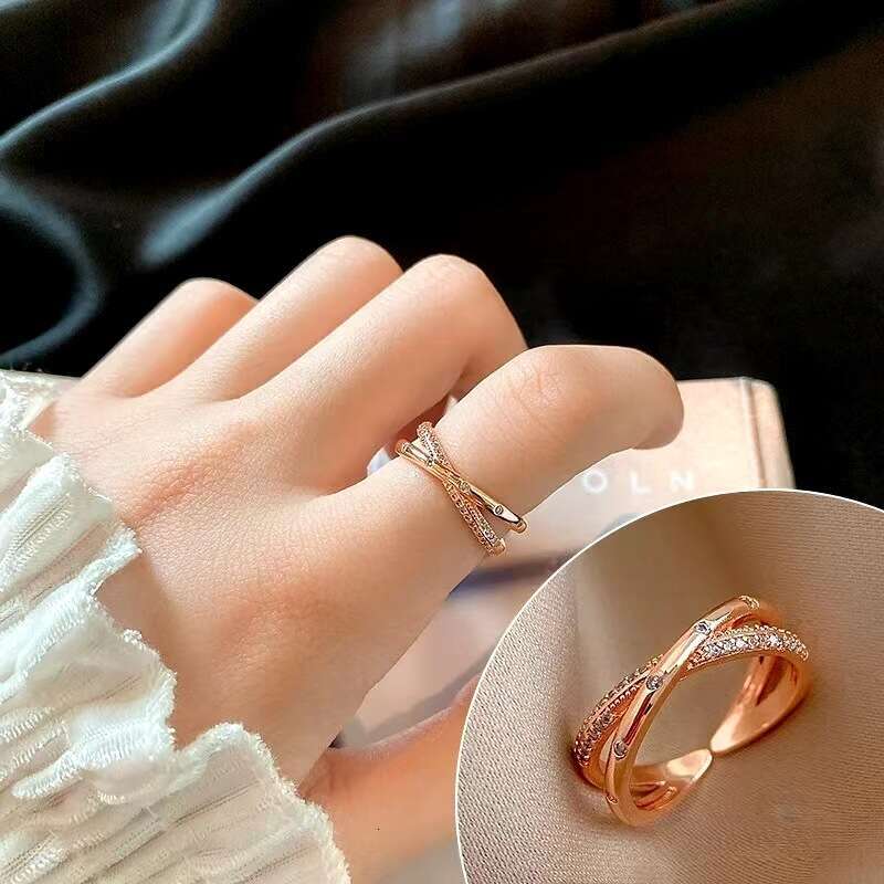 Ring Designer Luxury Rings Diamond Cross for Women Vintage Old Money Style Retro Light Luxury Eight Pointed Ring