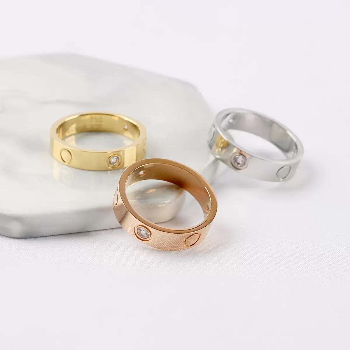 Luxury Love Style Diamond Ring 18K Gold Plated Stainless Steel Ring for Women Men Wedding Promise Jewelry-image-1097731384