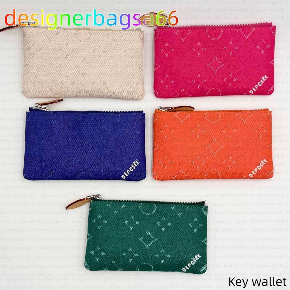 2026 Luxury KEY POUCH Designers bags Mini Wallet Fashion Womens Mens Keychain Ring Credit Card Holder Coin Purse Dust bag with box wallet 7A