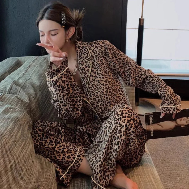 Spring/Autumn Arrival Premium Womens Light Leopard Print Instagram-Inspired Pyjamas - Long-Sleeved Loungewear Set 260313